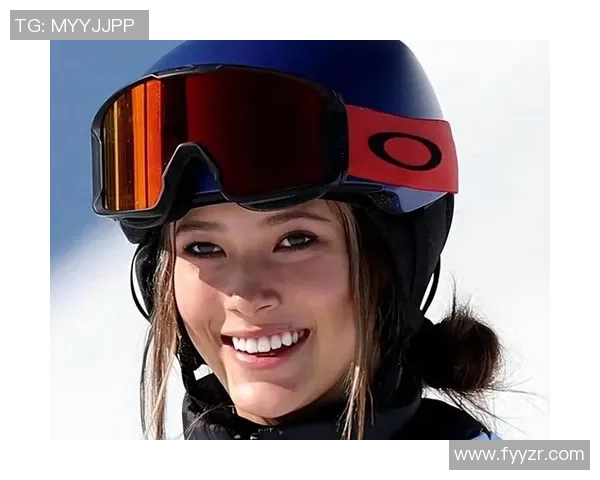 足球明星的亚裔女友背后的故事与她的奋斗历程揭秘